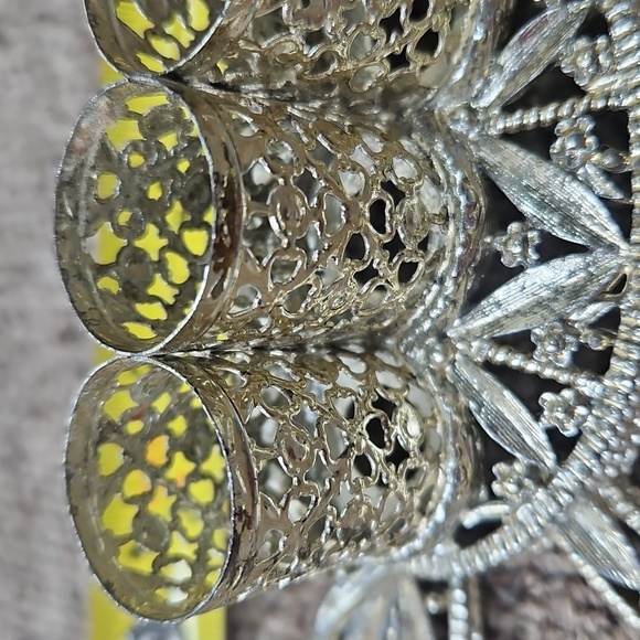 Vintage Gold Tone Turtle Lipstick Holder Filigree MCM Vanity Piece Floral - Picture 7 of 7